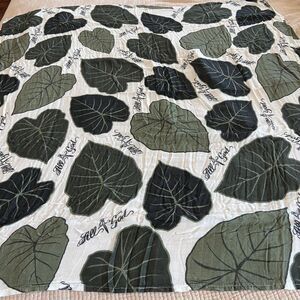 All 4 God Da Kalo Swaddle Blanket 47x47 Hawaiian Faith Collection Leaf Print New